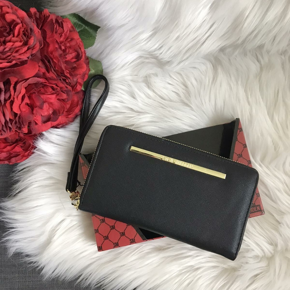 NWT STEVE MADDEN ZIP AROUND WALLET WRISTLET CASE WITH BOX